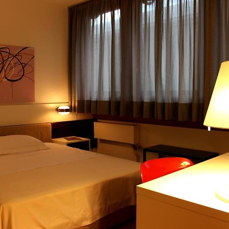 Hotel Garni Centro Chiasso Eksteriør billede