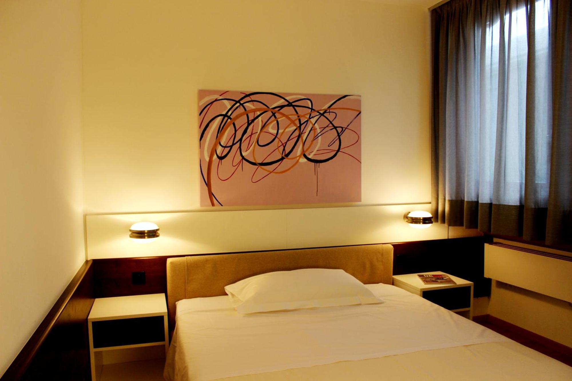 Hotel Garni Centro Chiasso Eksteriør billede